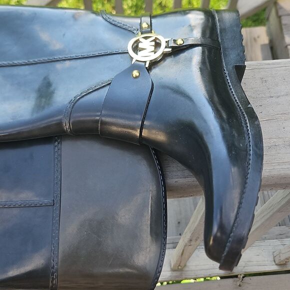 Michael Kors Black Rain Boots Size 8 Logo Equestrian Style - Picture 5 of 8